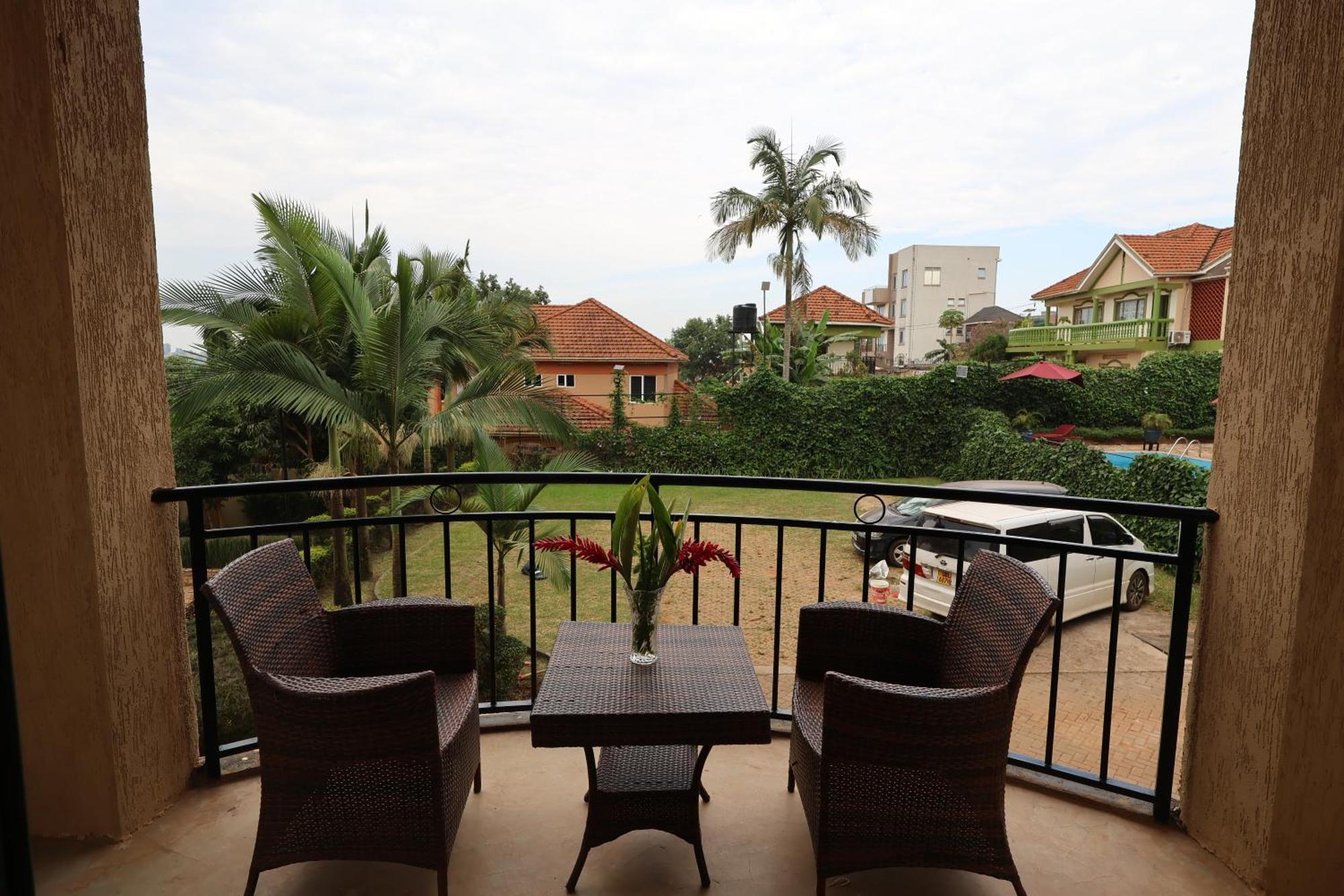 Bon Bini Residence Kampala Exterior photo